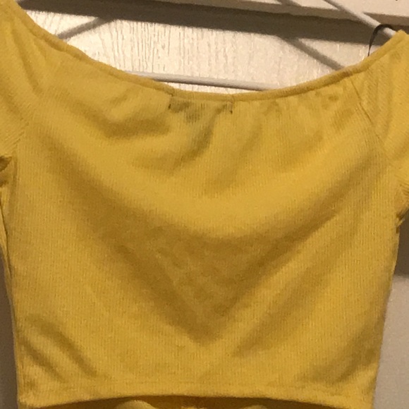 Forever 21 yellow crop top - Picture 5 of 6